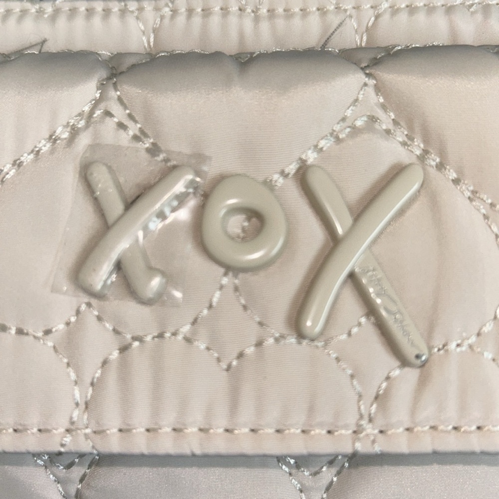 Betsey Johnson Cream Quilted Crossbody Bag Adjustable Strap Matching Coin Purse - Picture 7 of 7